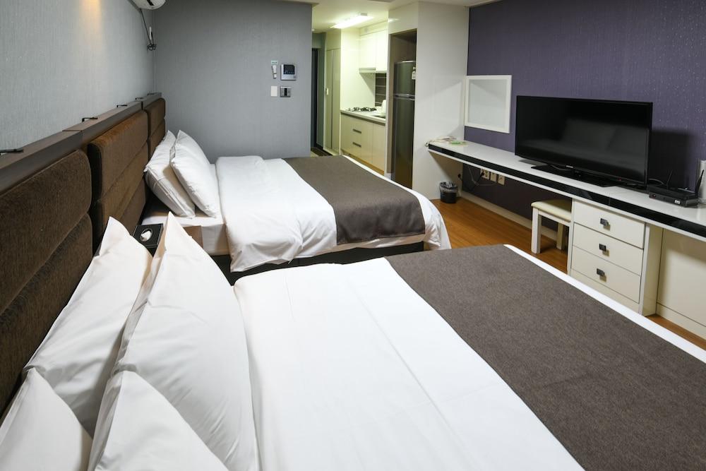 Jeju Airport Hotel Exterior foto