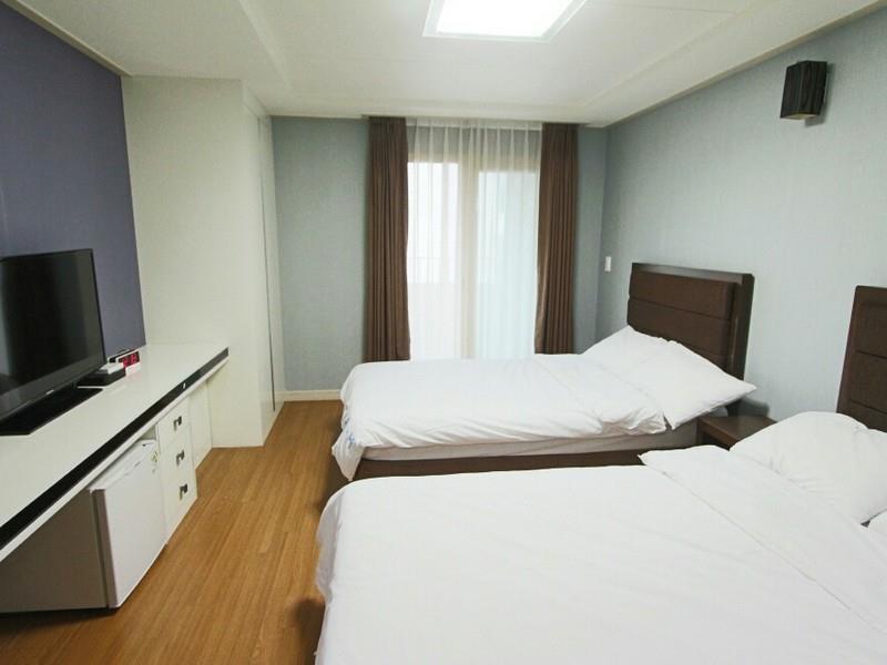 Jeju Airport Hotel Exterior foto